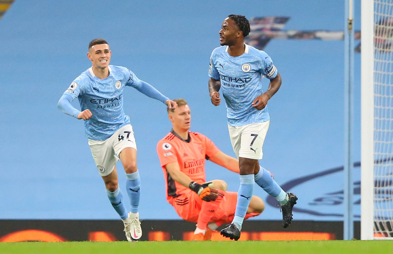 展现出令人 展现出令人